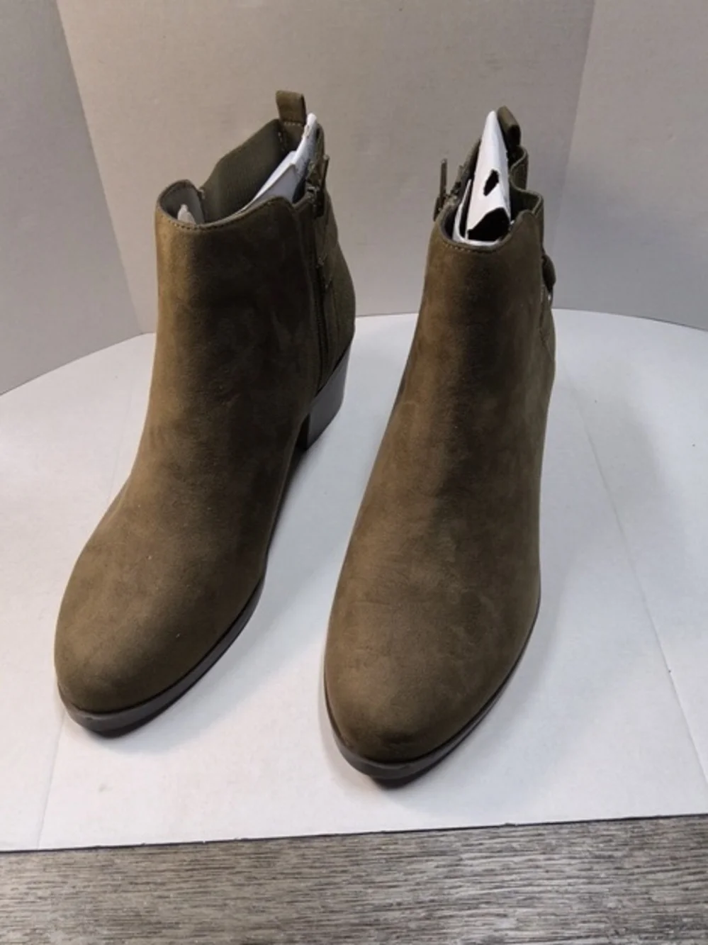 Market and Spruce Green Suede Booties Size 10